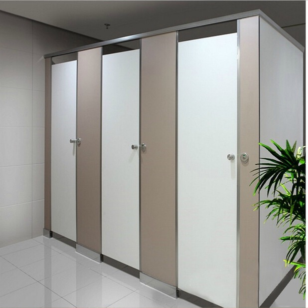 公共衛生間隔斷 從小便器擋板到蹲坑矮墻的設計與功能解析